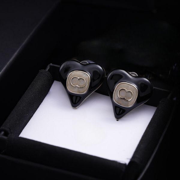 Stud Brand Luxury Lovely Hollow Round Designer Earrings for Women Shine Diamond Aretes Tendency Numbers Letters Design Earring Earings Ear Rings Jewelry Woman