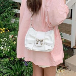 French niche underarm bag for women new trendy and fashionable Korean version small square bag versatile crossbody bag pleated bag