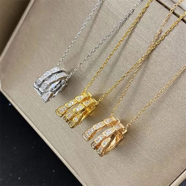 Designer Necklace Classic Necklace Pendant Womens Necklaces Women 18K Gold Letter Pendant Luxury Fanshion Jewelry Colorfast Hypoallergenic