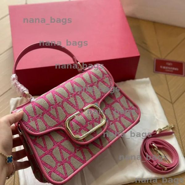 Designer bags Handbags Tote bag Chain Bags Beach Women Luxury Fashion Knitting Purse Shoulder Large capacity Canvas Shopping bag BFG248136