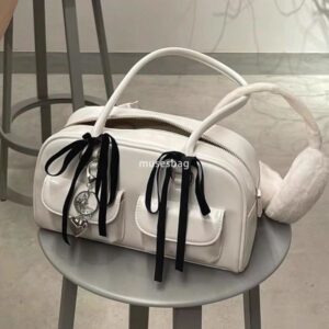 Korean version fashion trend niche design bag women's new high-end feeling ribbon handbag niche versatile commuting shoulder bag