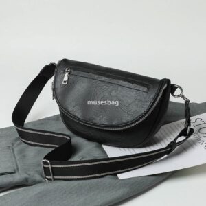 Advanced Women's Temperament Fashion Trend Bag New Classic Versatile Lightweight Large Capacity Crossbody Waist Bag Multi functional Shoulder Bag