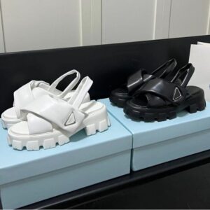 Designer Sandals Vintage Black White Sandals Flat Thick Bottom Platform High Heels Casual Shoes Triangle Buckle Womens Sandals