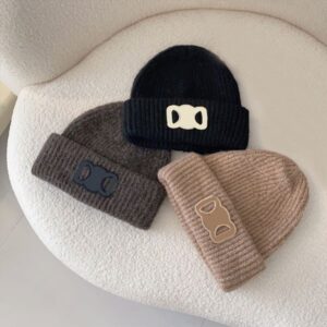 Designer Wool Knitted Hat Winter Warm Beanie Cap for Man Woman Fashion Hats 8 Colors