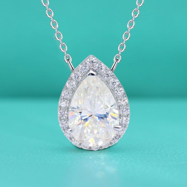 Teardrop Moissanite Diamond Necklace, S925 Sterling Silver Micro-Pave Princess Pendant, Fashionable Light Luxury Women's Jewelry Accessory