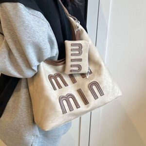 Large Capacity 2024 New Fashionable Casual Single Shoulder Tote Soft Face Versatile Commuter Crossbody Bag for Women