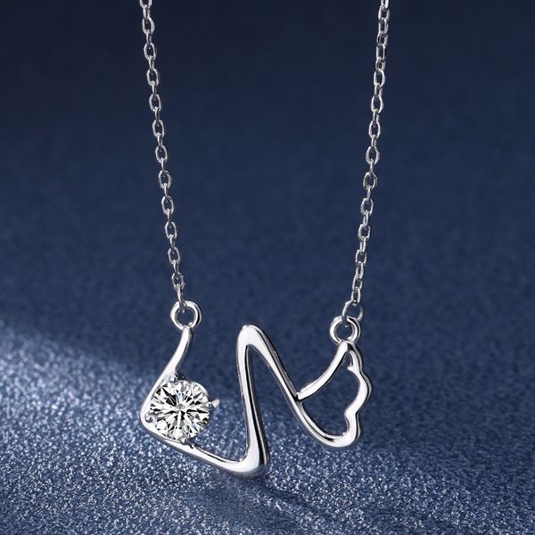 Moissanite Fish Design S925 Sterling Silver Necklace, Minimalist Luxury Design, Fashionable and Versatile Women's Jewelry, Perfect Birthday and Valentine's Day Gift.