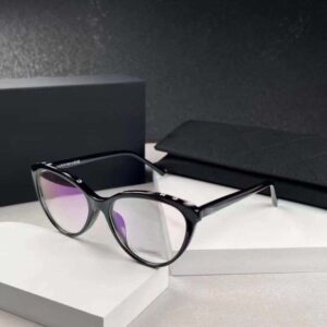 Consistent Celebrity Style, Simple And Fashionable Design Customizable Corrective Lenses For Myopia New Makeup-free Glasses, Women's Sunglasses Designer Style