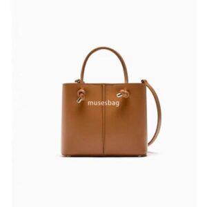 High end Korean niche texture handbag summer new single shoulder bag casual and versatile crossbody bag commuting bag