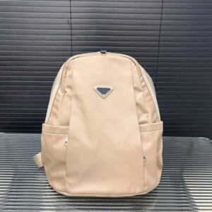 Designer bags Classic Nylon Backpack bags Waist bag Chest bag Mobile phone bag Luxurys Purse Card Ccredit card slot Messenger Bag Fortune bag 35m