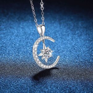 Elegant S925 Silver Chain Featuring a Sparkling Moissanite Gemstone – Premium Quality Jewelry Piece