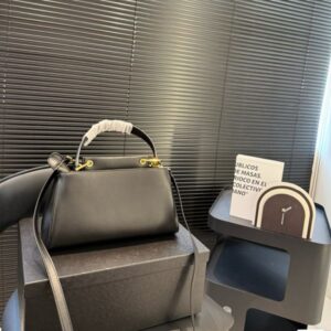 P New product, can be carried by hand or cross-body for shopping and work, small bag –PR8061