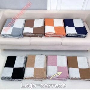 Designer h Cashmere bedding carpet Christmas Wool soft home textile supply Letter comforter wool throw blanket Winter rug