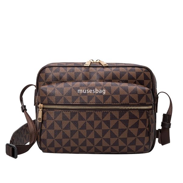 Fashionable New Trendy Men's Bag Versatile Checkered Print Small Square Bag Retro Business Commuter One Shoulder Crossbody Bag