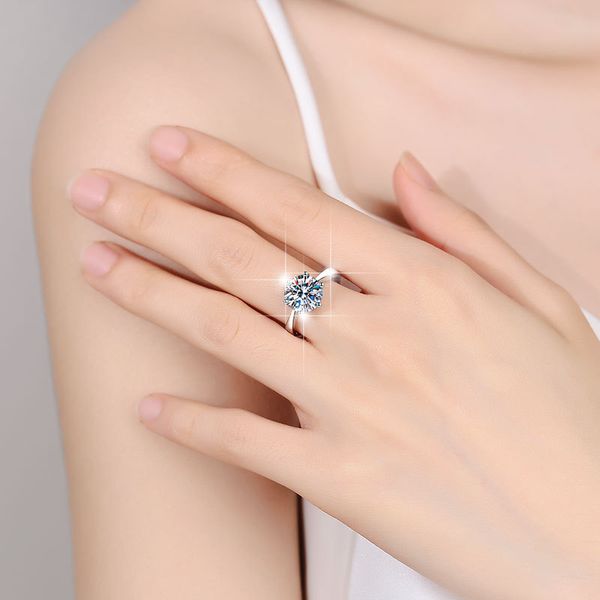 Elegant Moissanite Women's Ring in S925 Sterling Silver, Crown Six-Prong Design, Perfect for Engagements and Weddings, Affordable Luxury, Wholesale Jewelry.
