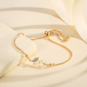 Butterfly heart-shaped bracelet – exquisite jewelry, handcrafted charm, adjustable chain