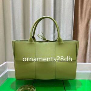 Luxury Designer bag handbag tote bag genuine leather women's shoulder bag large capacity totes minimalist woven fashion hand bag work bag beach tote wallet purse bags