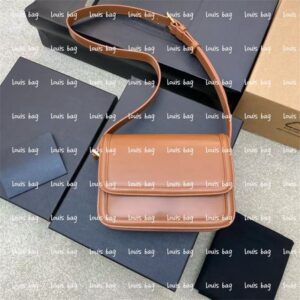 2025 desinger bag new tofu retro fashion small square bag single shoulder high-end crossbody bag versatile chain purse