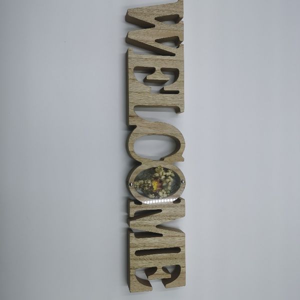 Durable English 'Welcome' Event Banner - Sturdy Metal Design for Outdoor Use