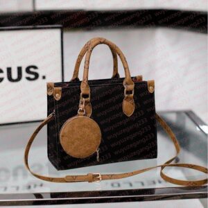 Designer Shoulder Bag Tote Women Crossbody Bags Leather Old Flower Diane Baguette Handbag Large-capacity Canvas Strap Emed Letters Woman Wallet dust bag