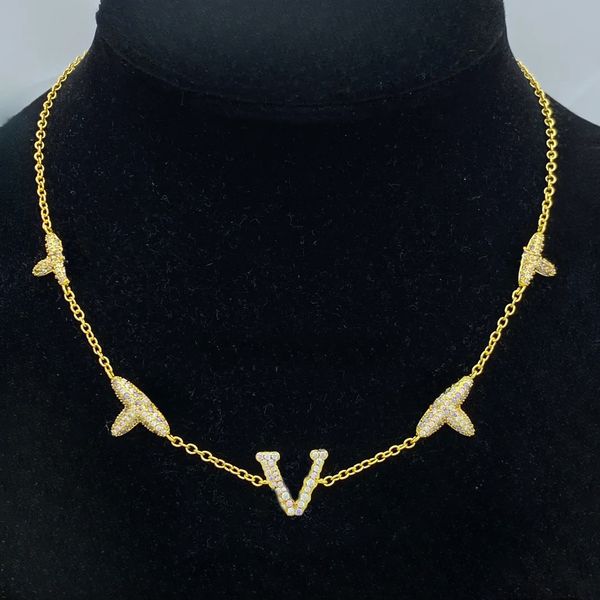 Women Luxury Choker Necklace Designer Brand Letter Flower Pendant Chain 18K Gold Plated Wedding Party Jewelry Accessories Gift