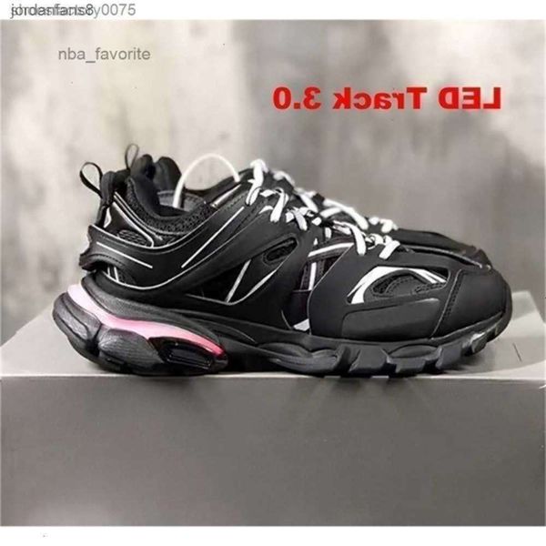 Track 3 LED Shoe Dress Shoes Led Track 3 3.0 Shoe Men Women Triple Black White Pink Sneaker Tracks Spo