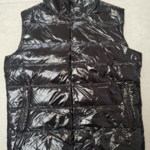 Men Thick Down Vest Designer White Duck Padded Jacket Fluffy Warm Winter Outerwear Parkas in Plus Sizes Ideal for Cold Weather With NFC scanning Couple jackets