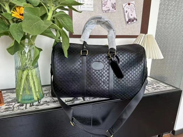 10A Top black emed duffel Keep All designer Large capacity tote Bag Women's Men's Outdoor Zipper shoulder Travel bag