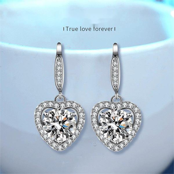 Romantic One-Carat Moissanite Pendants with Matching Ear Cuff Accessories