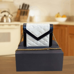 Versatile and practical detachable chain leather small bag –YY8962