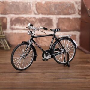 Simulation iron art 28-bar bicycle ornament, desktop decoration, old-fashioned nostalgic retro pedal bike model figurine.
