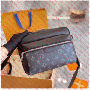 fashion trio outdoor Waistpacks Luxury Designer Bag Black Flowers Messenger Womens satchel mens Clutch handbag CrossBody Totes bumbag Chest pack Leather Bags