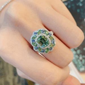 S925 sterling silver 8*10 high carbon diamond green tourmaline best girl girlfriend's garden ring European luxurious and high-end live sales best-selling queen's ring