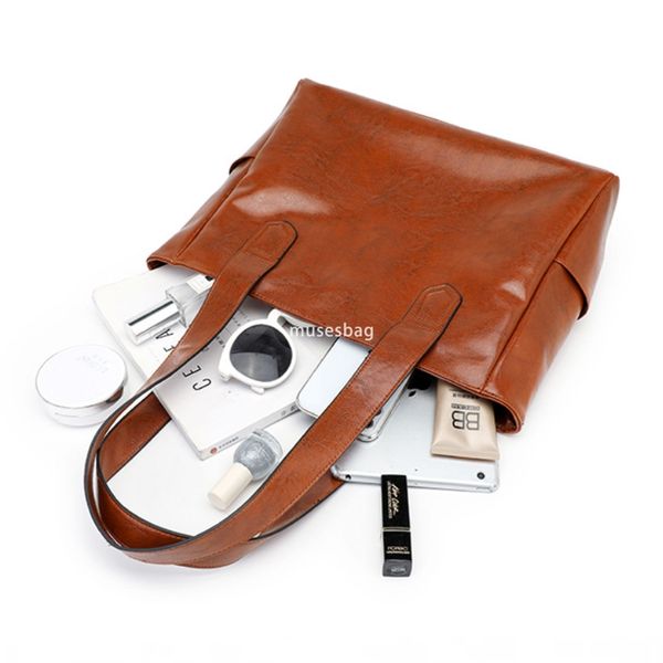 Designer bag fashionable trendy business leisure European American Korean tote bag versatile one shoulder crossbody bag large capacity handbag