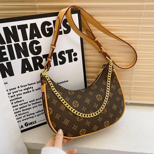 Designer 2025 New arrival elegant versatile women's crossbody bag Designer bag Shoulder Bag Luxury Bag Crossbody Purse 666