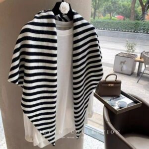 Pure wool oversized warm triangle shawl –870931