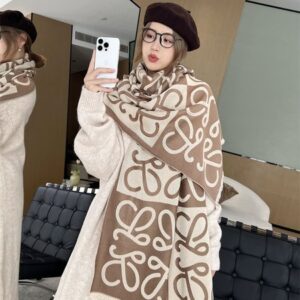 Core yarn jacquard scarf for women, Korean-style, fashionable, high-end, imitation cashmere shawl, warm and thick neck warmer