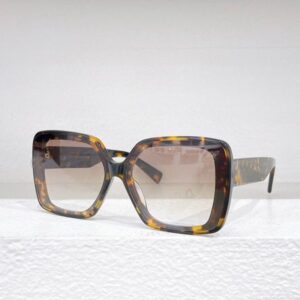 Mens Womens Sunglasses Designer Sunglasses SUM152 Luxury Extra Large Eyeglass Frame Womens Extra Large High Quality Sunglasses UV Protection Belt Box