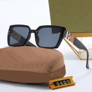 Casual Designer Sunglasses Rectangle Goggle Beach Sun Glasses For Man Woman Full Frame Letters 4 option