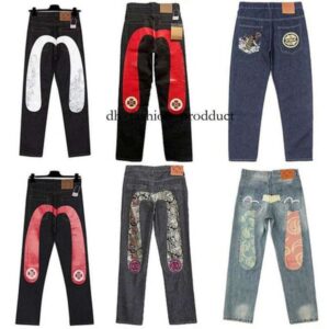 Jeans Harajuku Y2k Designer Mens Hip Hop High Street Straight Jeans Fashion Designer Graffiti M Printed Casual Versatile Trouser Washed Denim Pants d3b