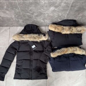 Designer Womens Canadian Puffer Jackets Winter Parka Coat Real Wolf Fur Outdoor Wyndham Windbreaker Outerwear Removable Hooded down jacket XS-2XL