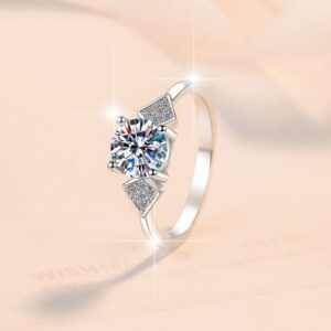 Chic Bridal Accessory: Premium Quality Moissanite Gemstone, Geometrical Styling