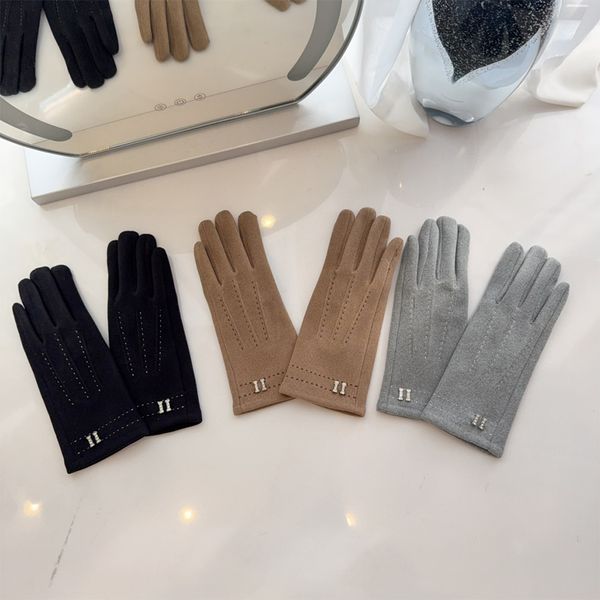 Designer Men And Women Letter Winter Gloves Are Warm Luxurious And Fashionable Women Thick Knitted Five Finger Cold Resistant Gloves