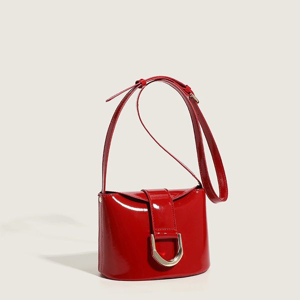 Designer bag niche bucket bag retro French patent leather one shoulder crossbody saddle bag women's wallet mini bag