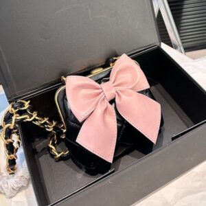 Designers bags New Real Women luxurys Letter Crossbody Bags Bow Shoulder bag Evening Bag Handbags Messenger Chain Bag crossbody lady clutch Fortune bag 20m