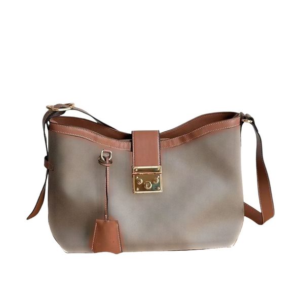 Designer handbags with a unique style for women, including shell bags, wallets, armpit bags, and crossbody bags, with free delivery