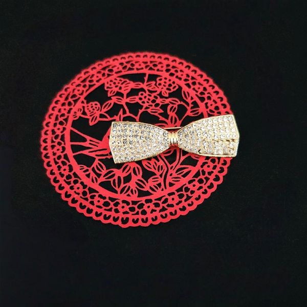 designer brooch broche brooches designer luxury brosche Gold Silver Inlay Crystal Rhinestone Jewelry Metal Brooch Charm Pearl Pin Marry Christmas Party Gift