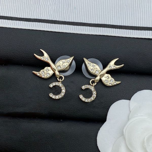Designer Pearl Charm Dangle Studs Letter Earring for Women Party Wedding Jewelry Gift With Box