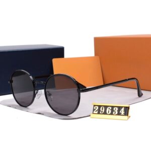 Man Sunglasses Fashion Sunglasses Eyeglasses High Quality UV400 4 Colors Optional