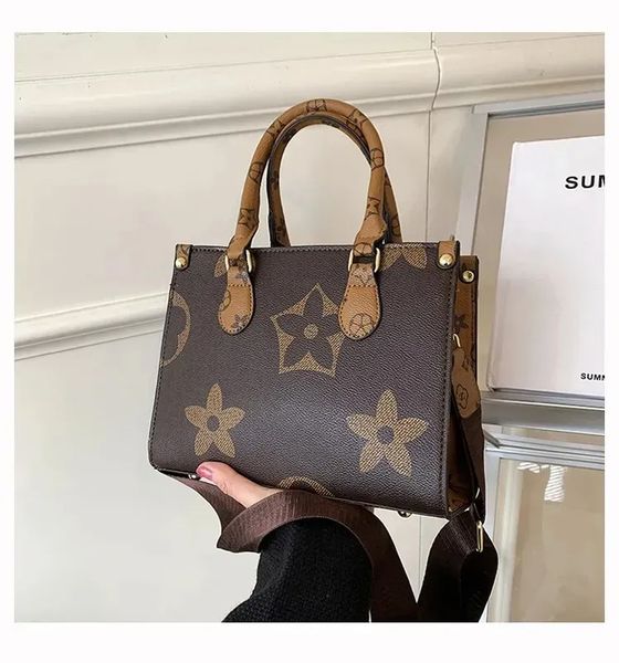 Designer Bag 2025 New Fashion Luxury Bag Crossbody Bag Women's Casual Handbag Fashion Crossbody Bag Vintage Handheld Large Capacity Tote Shoulder Bag002